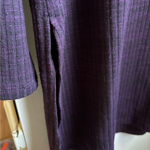 Reitmans Long sleeve Top - Picture 3 of 3